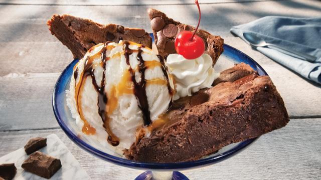 Desserts At Red Lobster Red Lobster Seafood Restaurants [ 360 x 640 Pixel ]